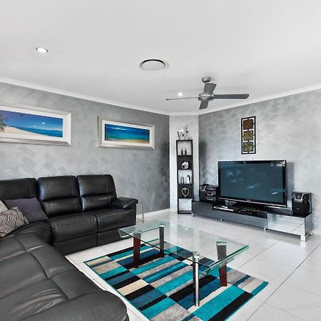 White Crest Apartments Hervey Bay Kültér fotó