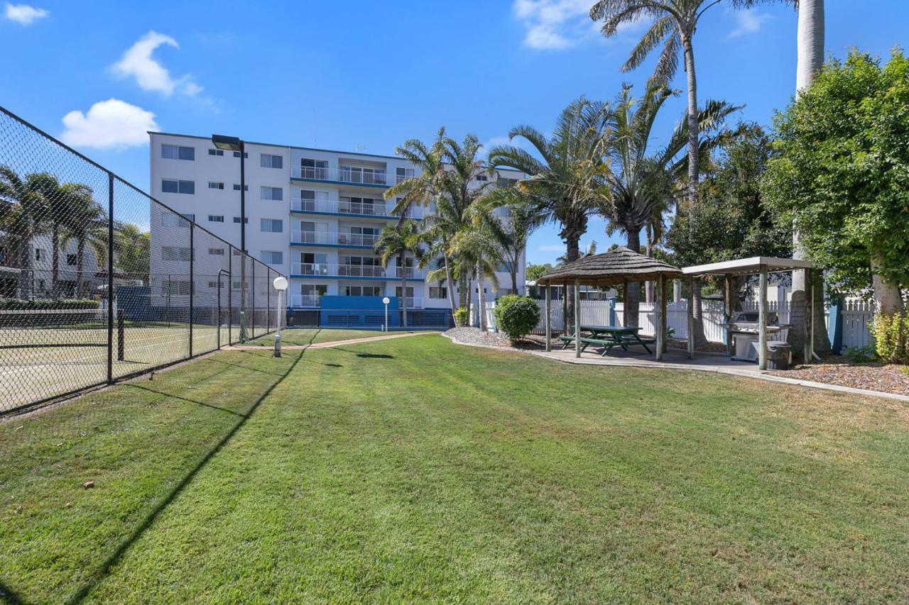 White Crest Apartments Hervey Bay Kültér fotó